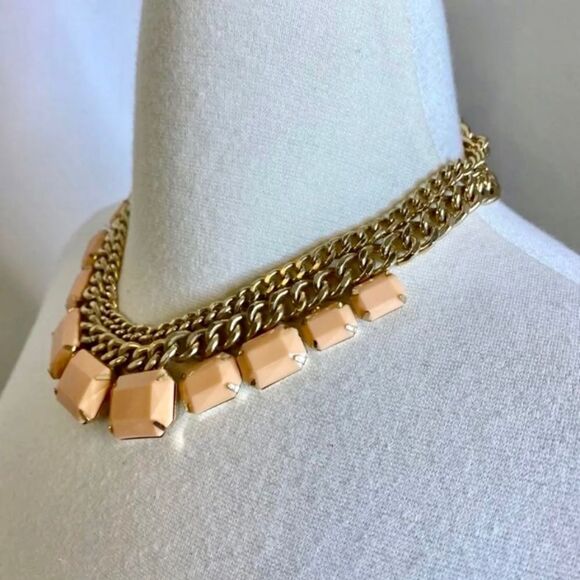 Matte Gem Necklace and‎ Earring Set - Picture 3 of 7